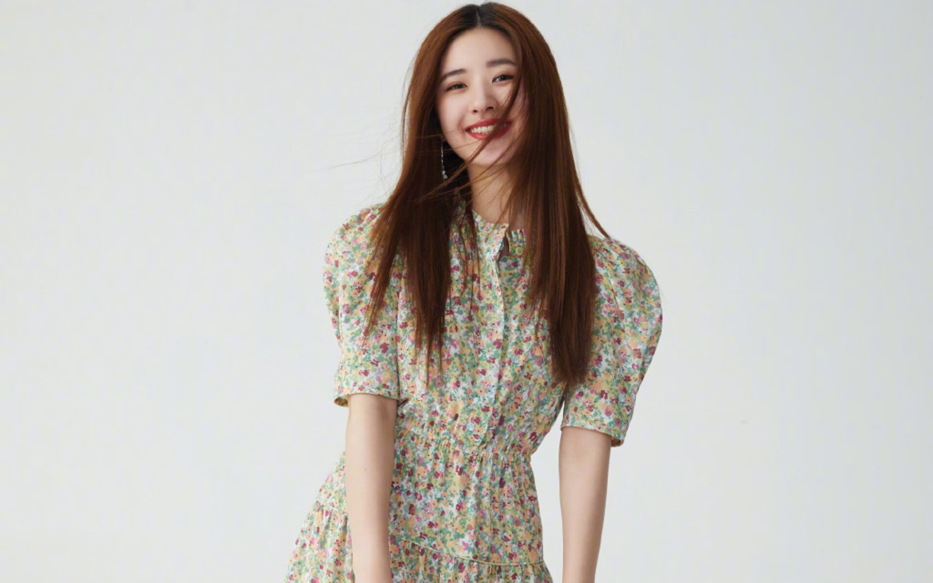 “武术之美:高新体育中心赛场上的身手与气质共舞”