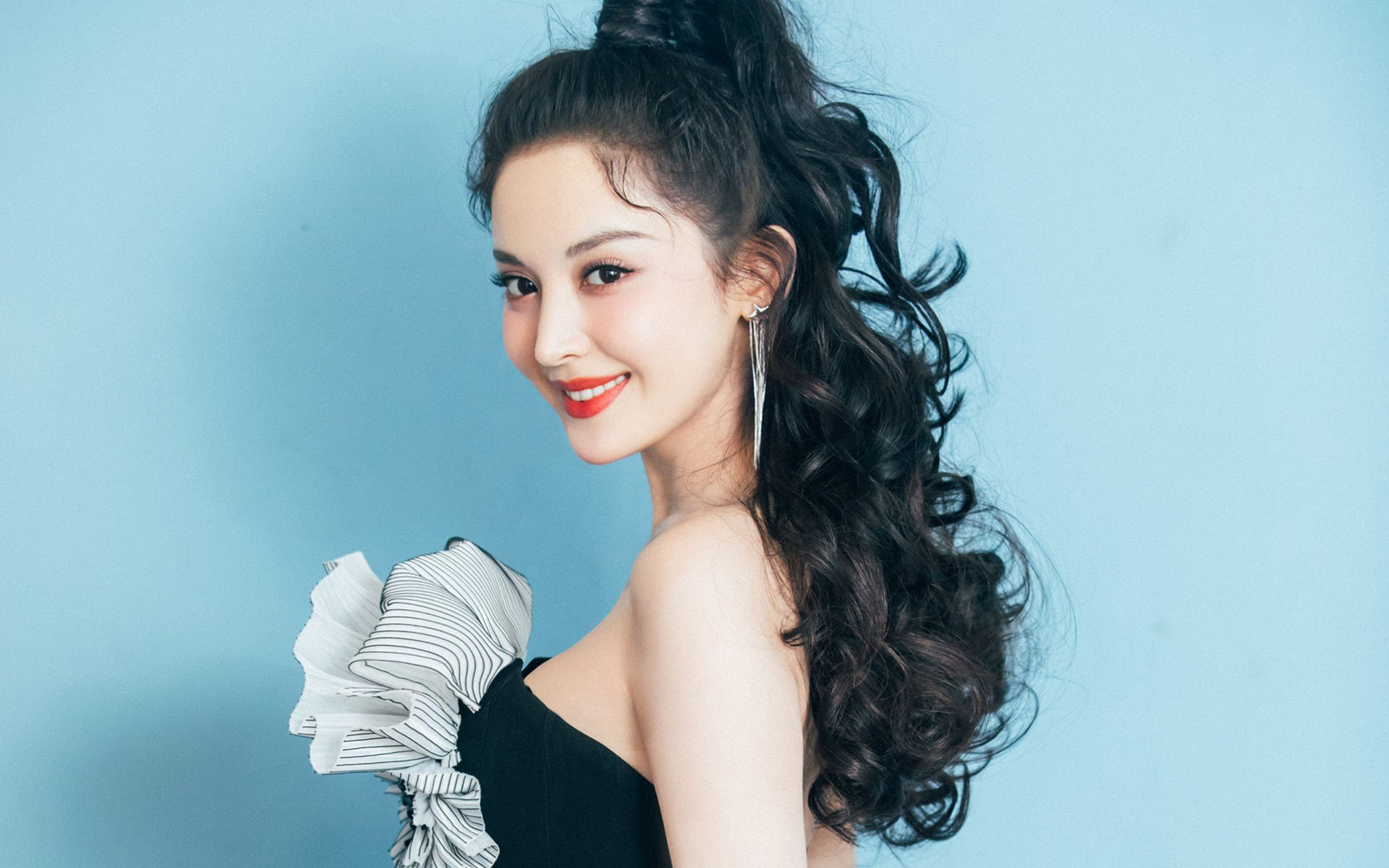 开云APP-体育新闻中心发布青少年运动发展报告，青少年运动现状