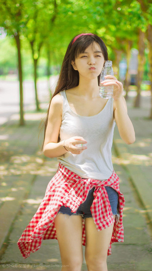 kaiyun开云·官方网站-张雨霏在采访中表达对家人感谢，张雨霏回答记者提问