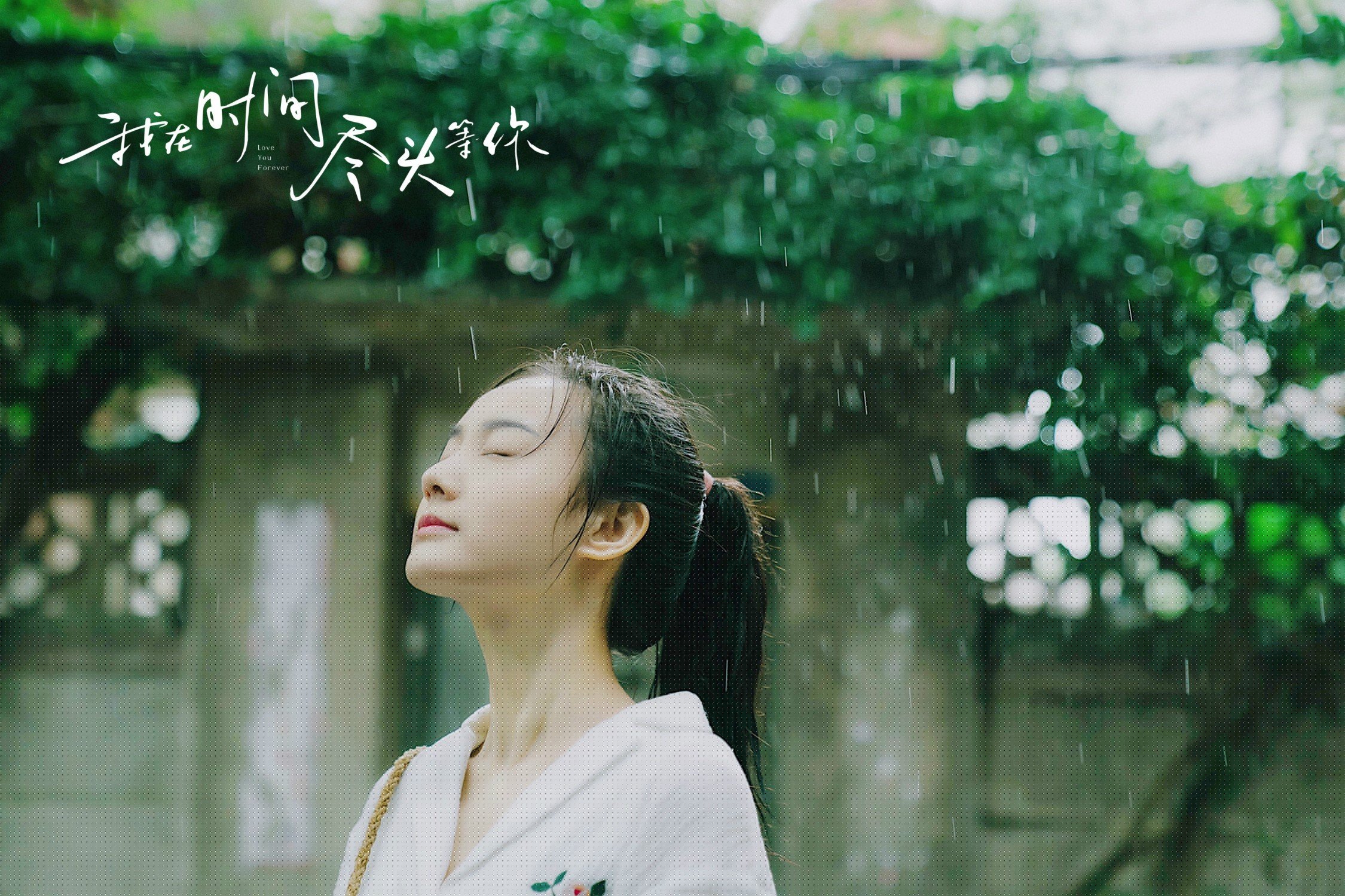 拜仁慕尼黑稳居德甲榜首,争取多线夺冠